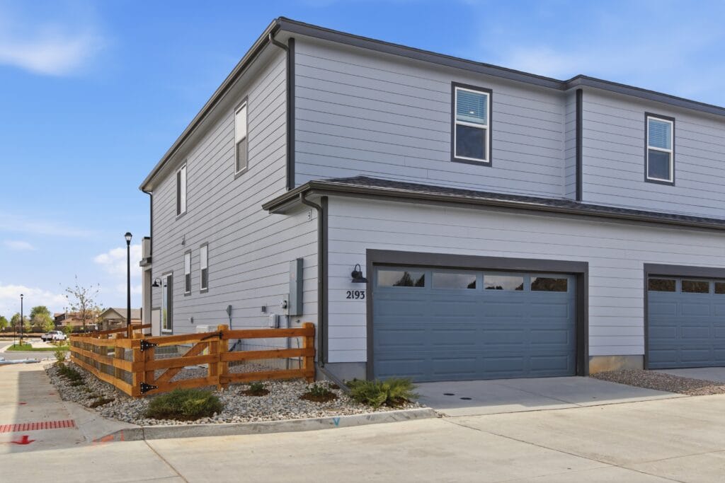 e 164th exterior back