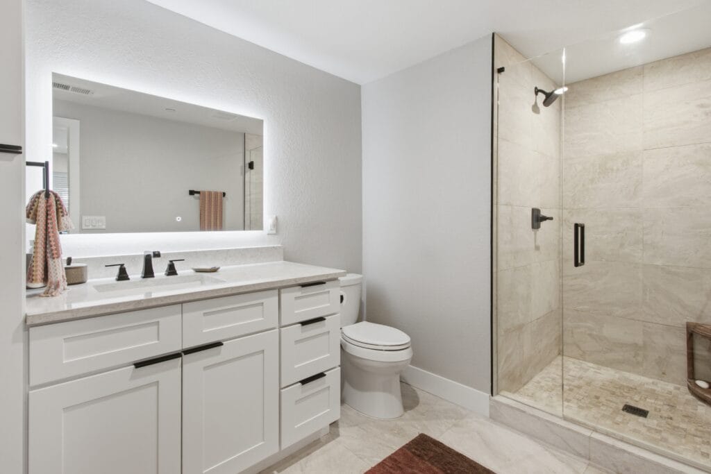 5083 hidden pond downstairs bathroom 1